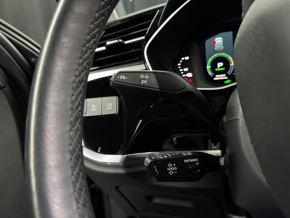 Audi Q3 45 TFSi e S-line plus S-tr. 5d