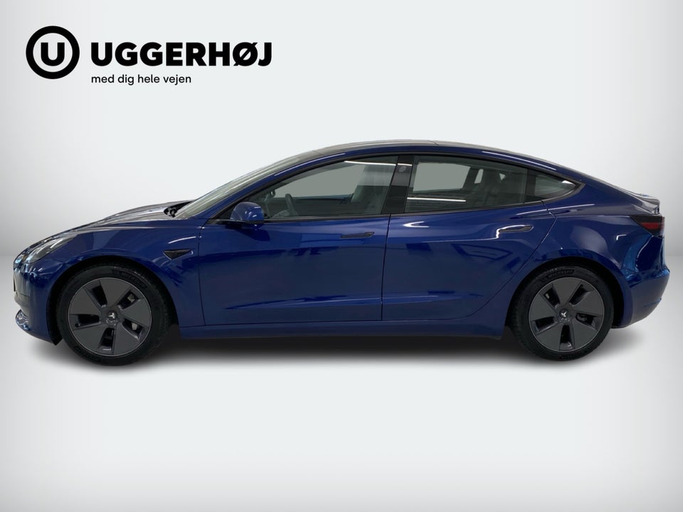 Tesla Model 3 Standard Range+ RWD 4d