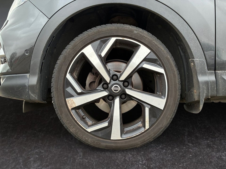 Nissan Qashqai 1,6 dCi 130 Tekna+ X-tr. 5d