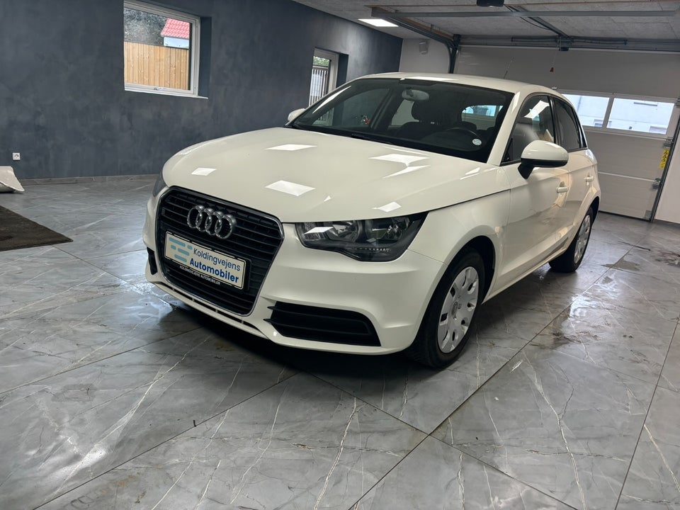 Audi A1 1,6 TDi 90 Ambition Sportback 5d