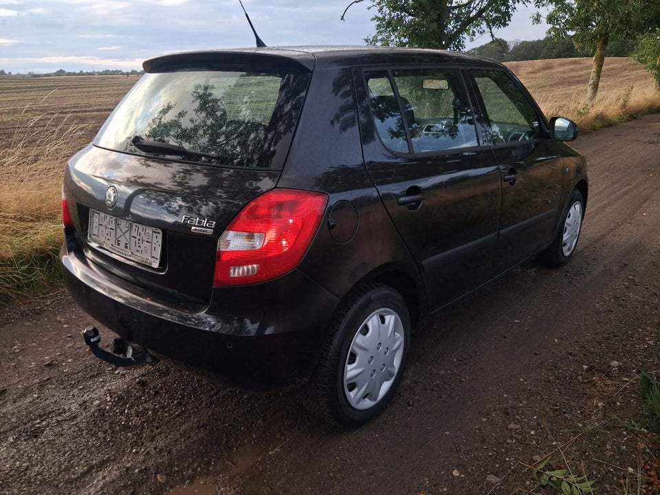 Skoda Fabia 1,2 12V Ambiente 5d