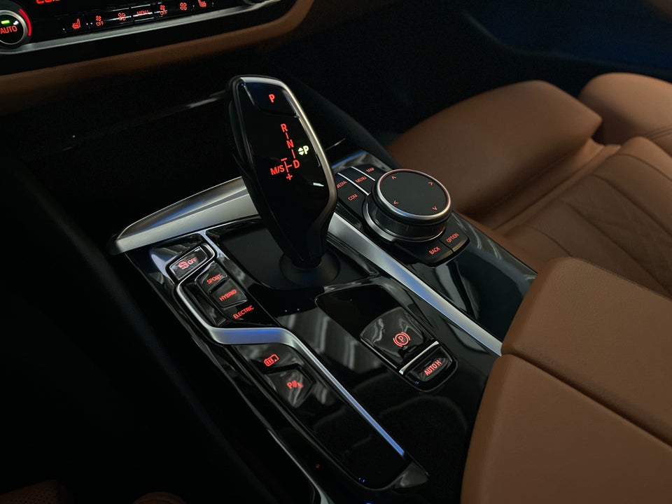 BMW 530e 2,0 Touring Sport Line aut. 5d