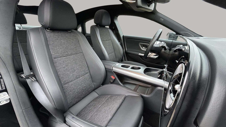 Mercedes CLA250+ electric Progressive Advance Plus 4d