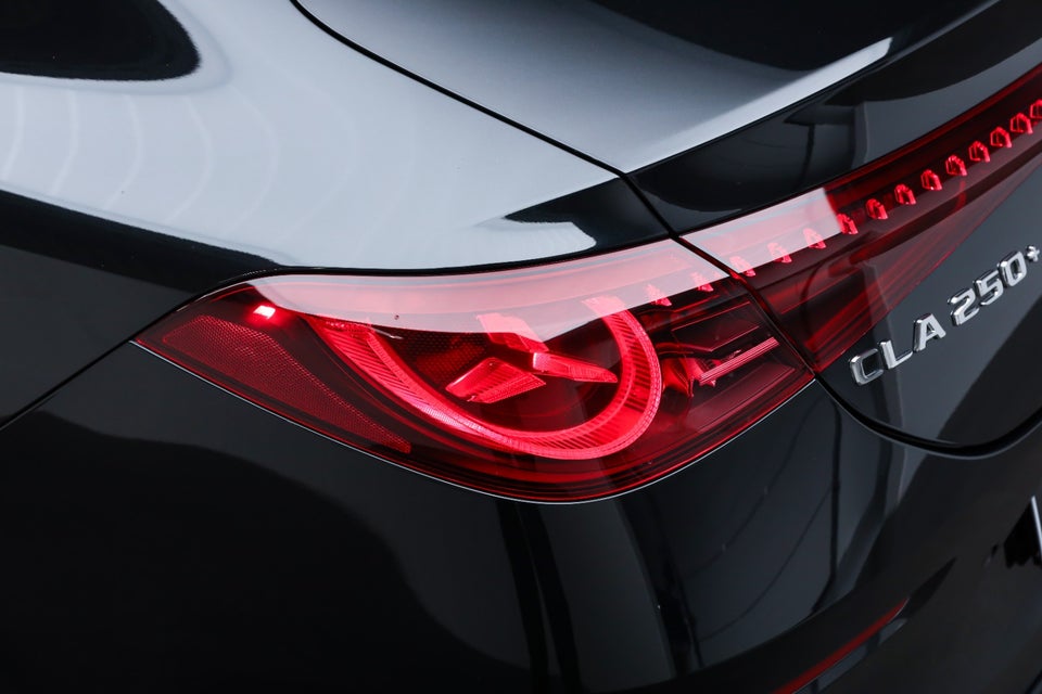 Mercedes CLA250+ EQ Progressive Advance Plus 4d