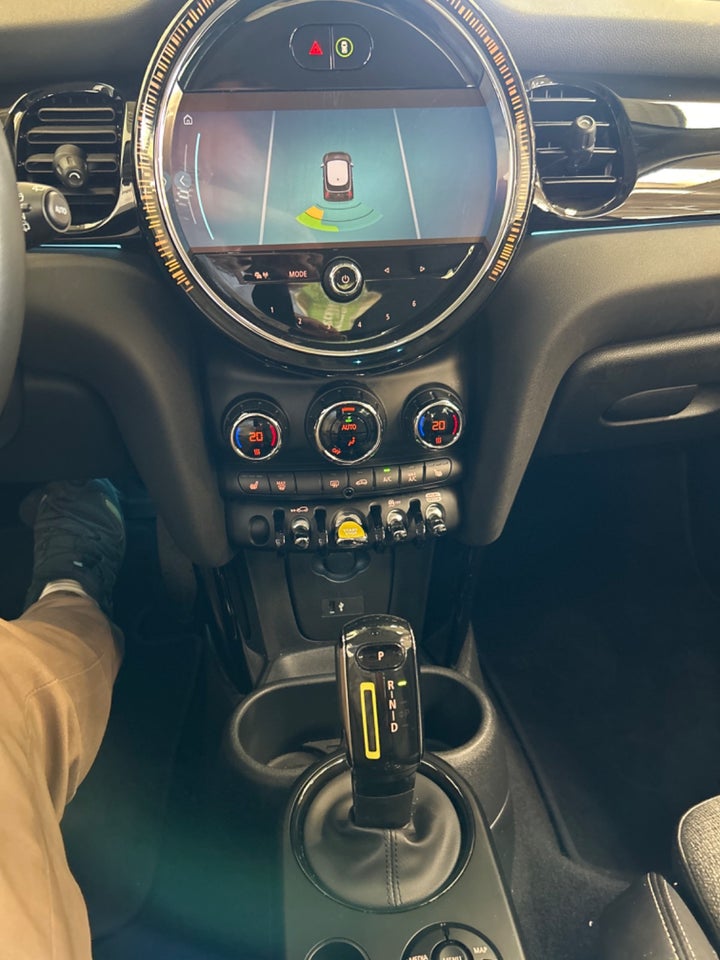 MINI Cooper SE Classic Trim 3d