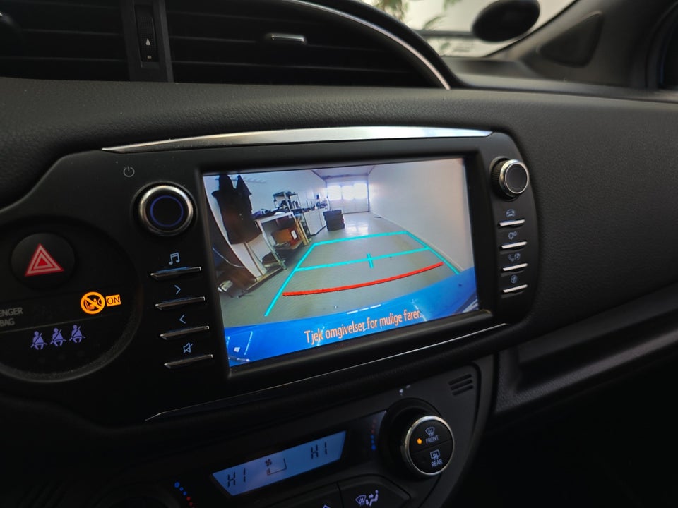 Toyota Yaris 1,5 Hybrid H3 Limited e-CVT 5d