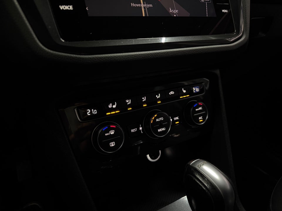 VW Tiguan 2,0 TDi 150 R-line DSG 4Motion 5d