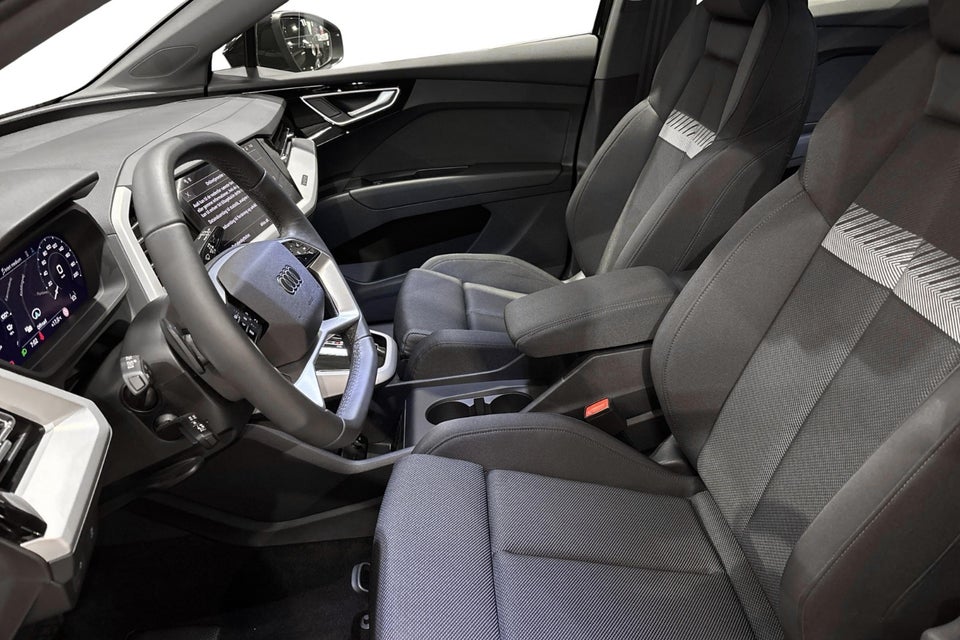 Audi Q4 e-tron 45 Progress 5d