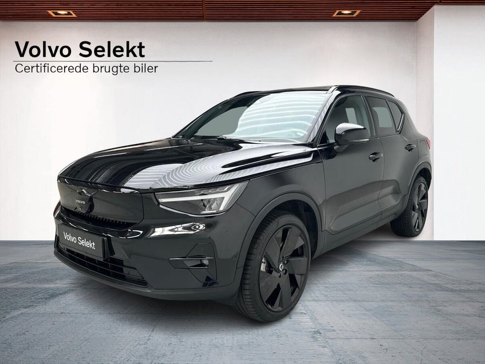 Volvo EX40 Extended Range Black Edition 5d