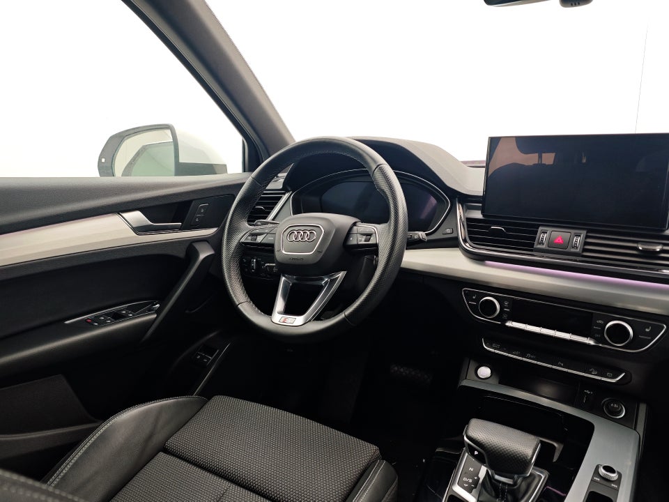 Audi Q5 50 TFSi e S-line quattro S-tr. 5d