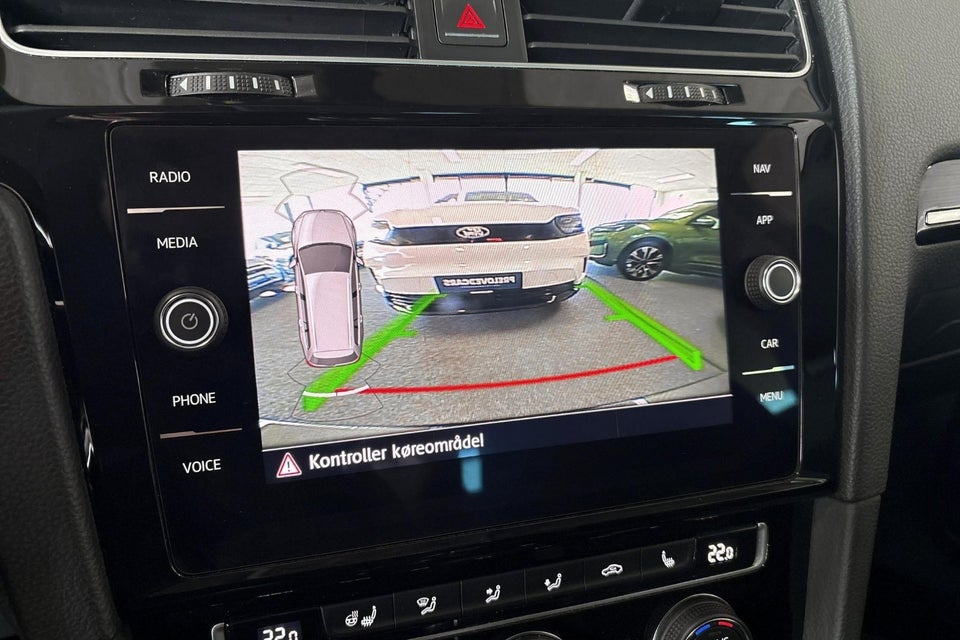 VW Golf VII 1,5 TSi 150 Highline Variant DSG 5d