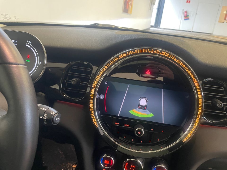 MINI Cooper SE Classic Trim 3d