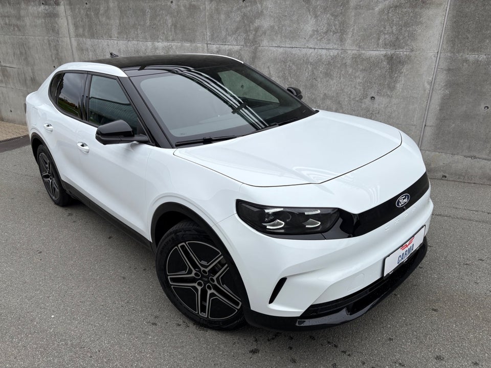 Ford Capri 82 Premium Extended Range 5d