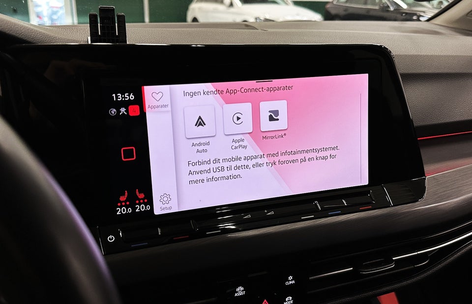 VW Golf VIII 1,4 eHybrid DSG 5d
