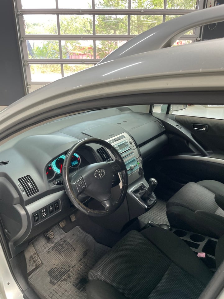 Toyota Corolla Sportsvan 2,2 D-CAT 177 Sol Sport 5d