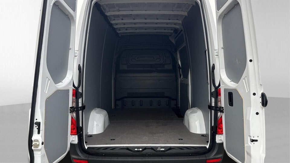 Mercedes Sprinter 317 2,0 CDi A2 Kassevogn PRO aut. RWD