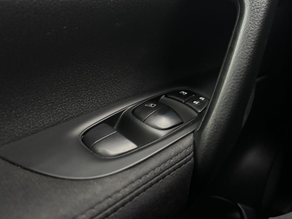 Nissan Qashqai 1,2 Dig-T 115 Acenta Connect 5d