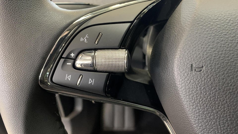 Skoda Enyaq 50 iV 5d