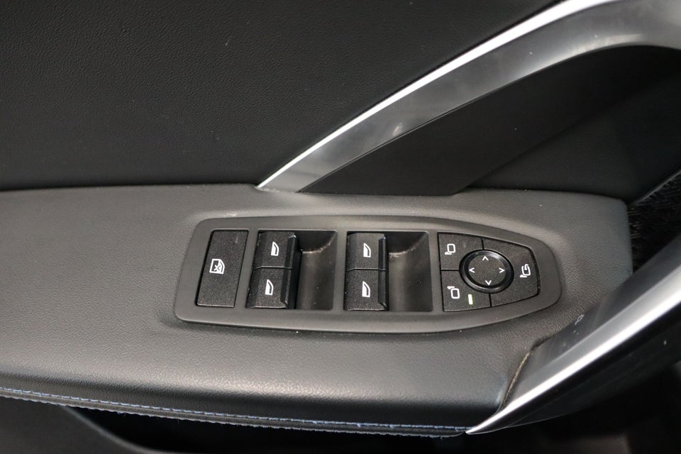 BMW iX1 xDrive30 M-Sport Premium 5d