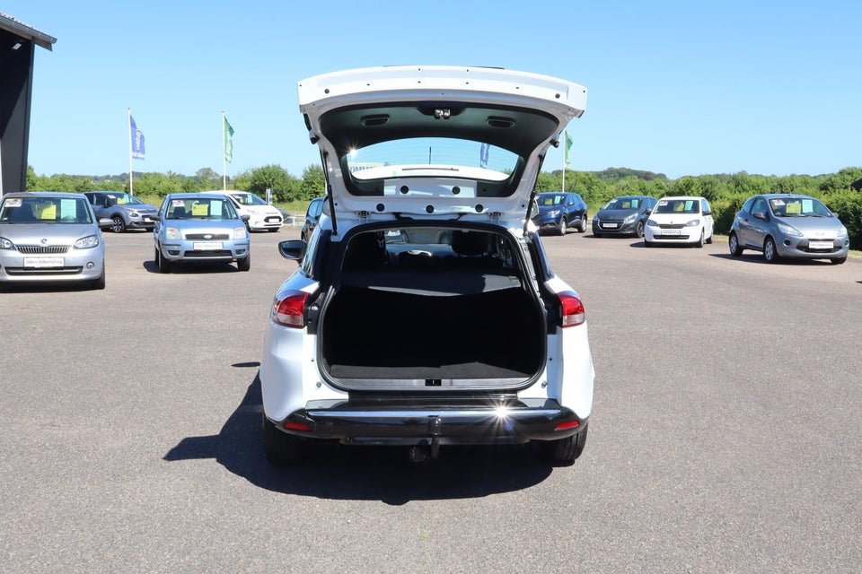 Renault Clio IV 1,5 dCi 75 Expression Sport Tourer 5d