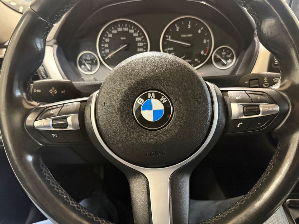 BMW 320d 2,0 Touring aut. 5d