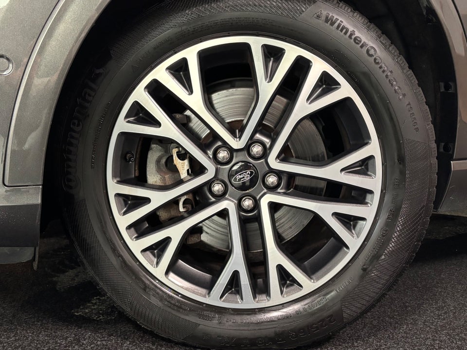 Ford Kuga 2,5 PHEV ST-Line X CVT 5d