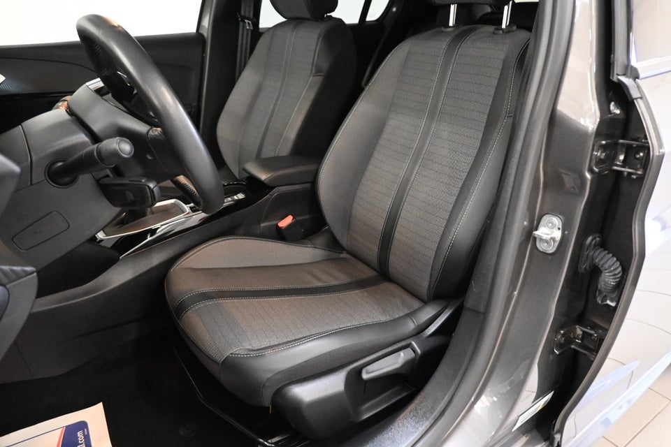 Peugeot 208 1,2 PureTech 100 Allure Pack 5d