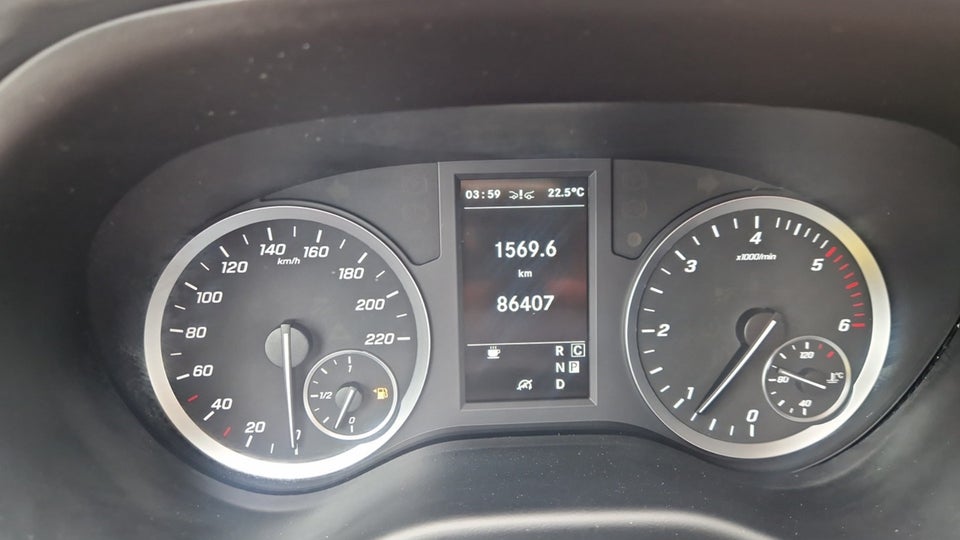 Mercedes Vito 114 2,0 CDi Kassevogn aut. L RWD
