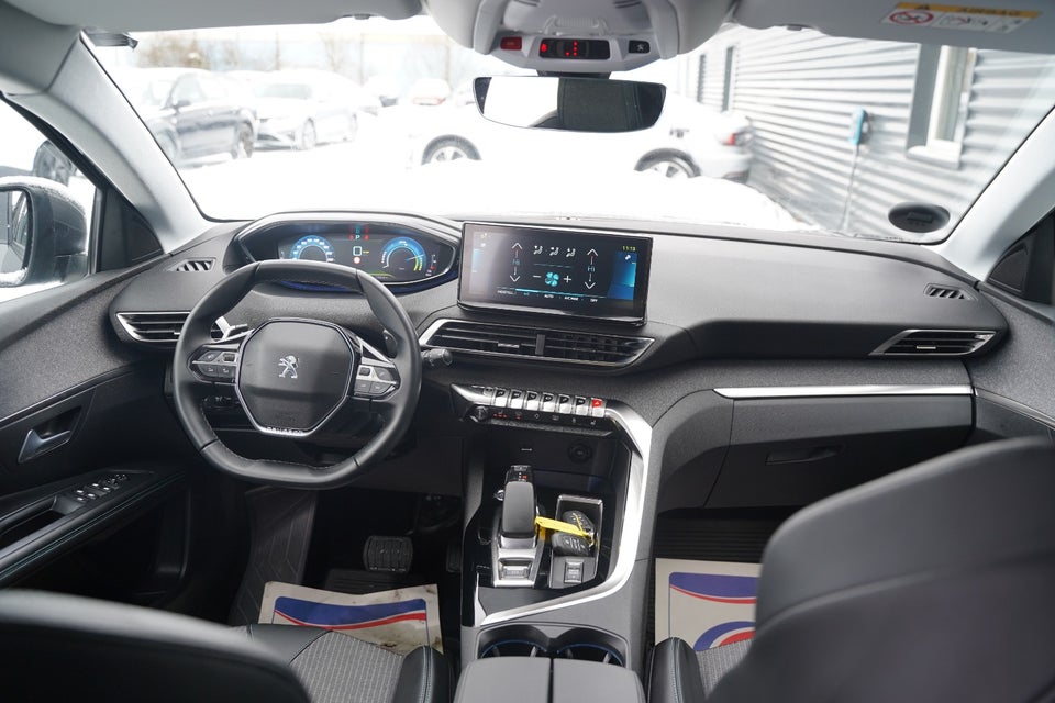 Peugeot 3008 1,6 Hybrid Allure Pack EAT8 5d