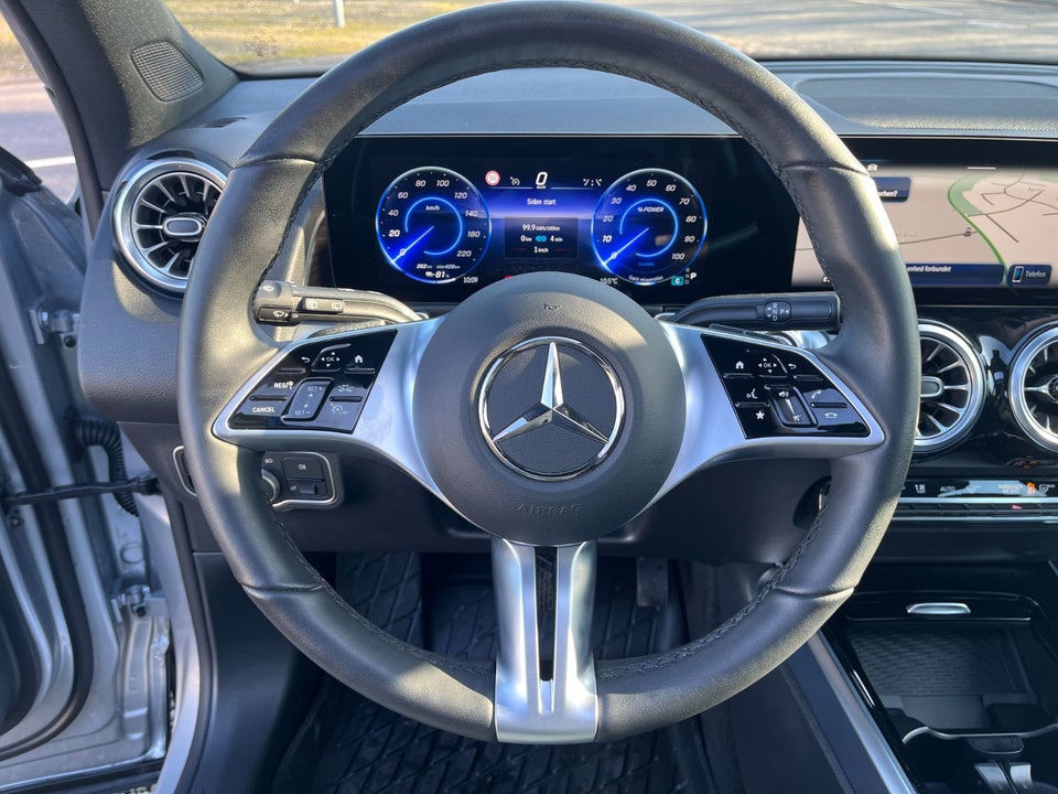 Mercedes EQB250+ Progressive 5d