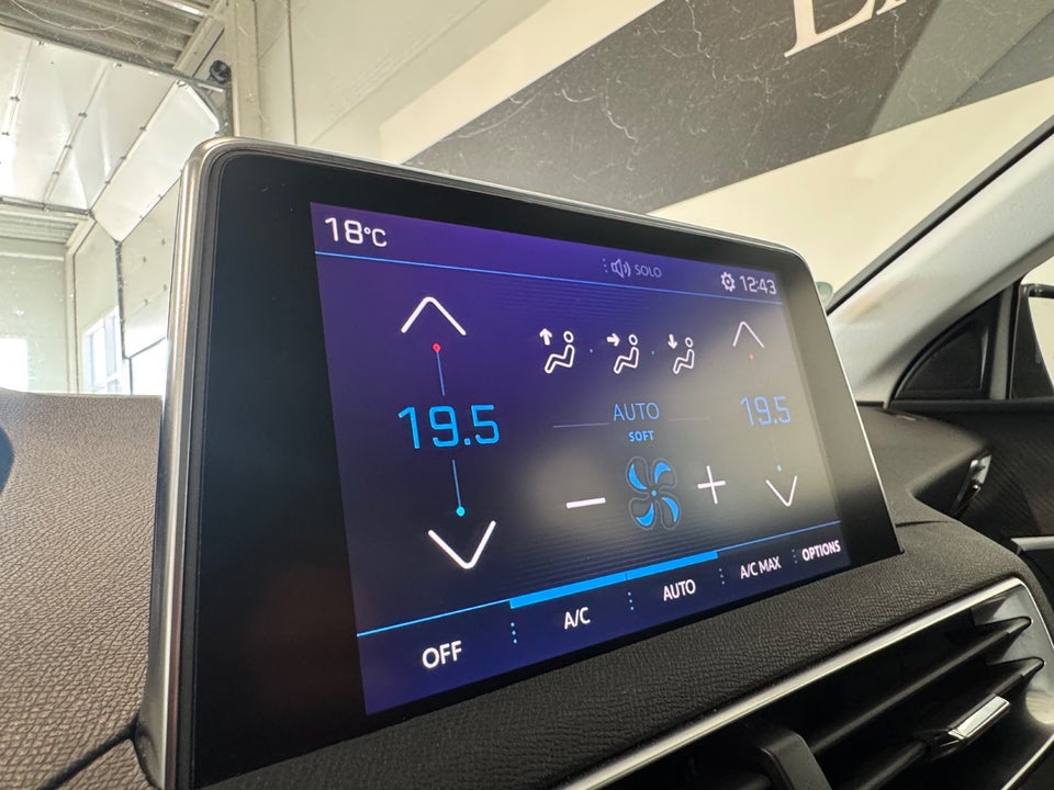 Peugeot 3008 1,2 PureTech 130 Active EAT6 5d