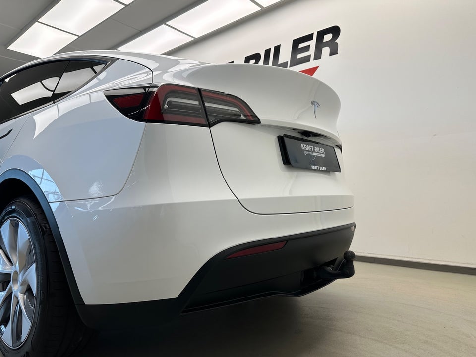Tesla Model Y RWD 5d