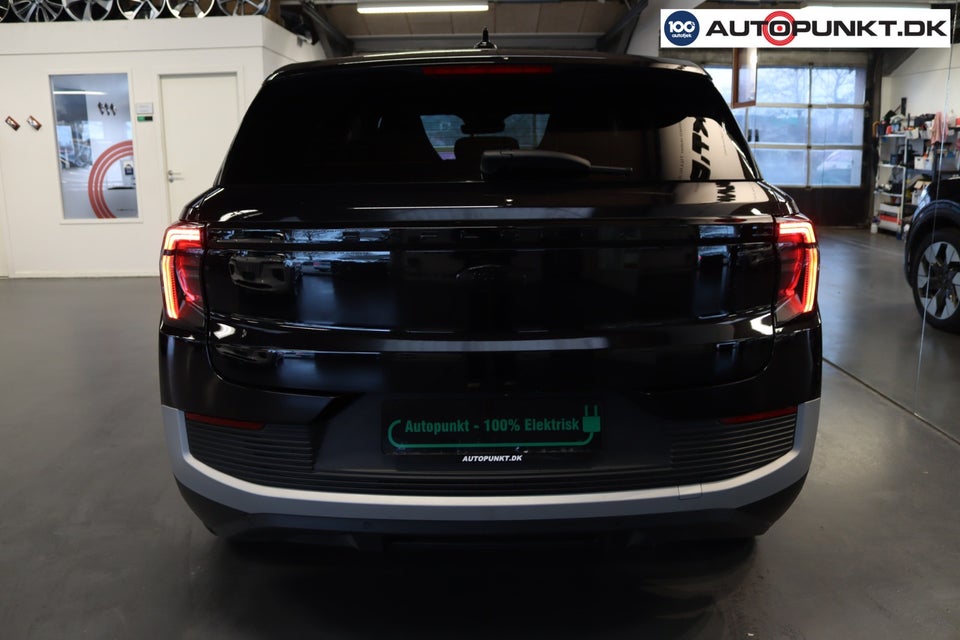 Ford Explorer 82 Premium Extended Range 5d