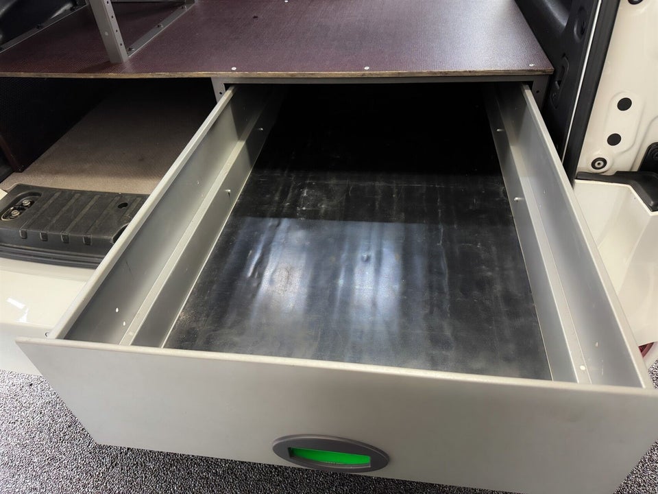 VW ID.Buzz 77 Pro Van 5d