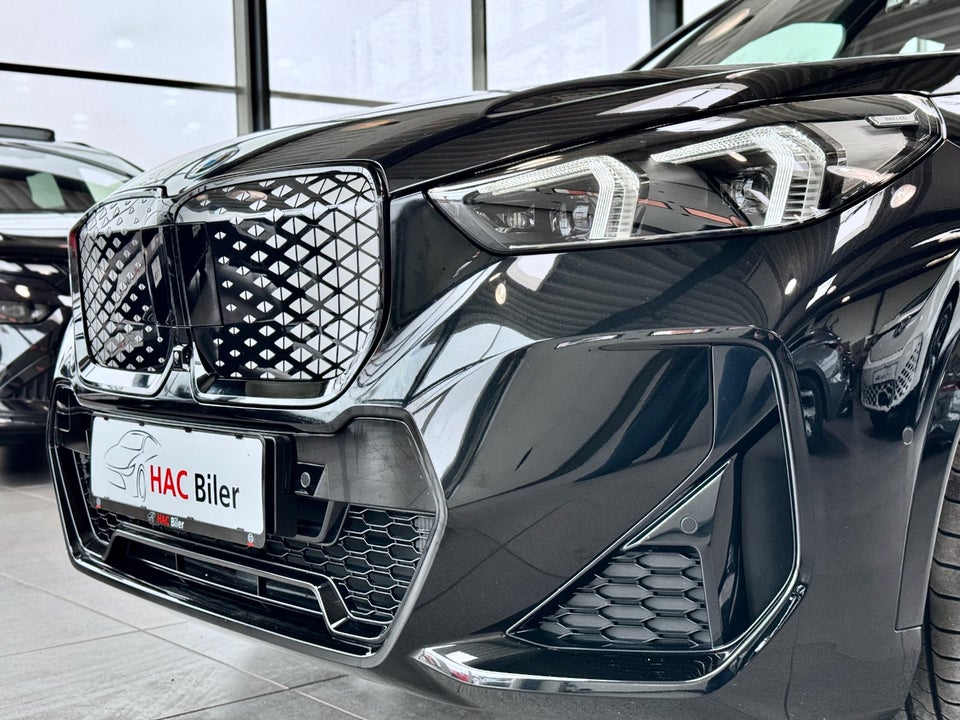 BMW iX1 xDrive30 Fully Charged M-Sport 5d