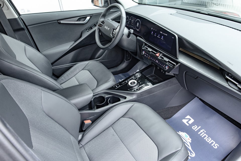 Kia Niro 64 EV Vision 5d