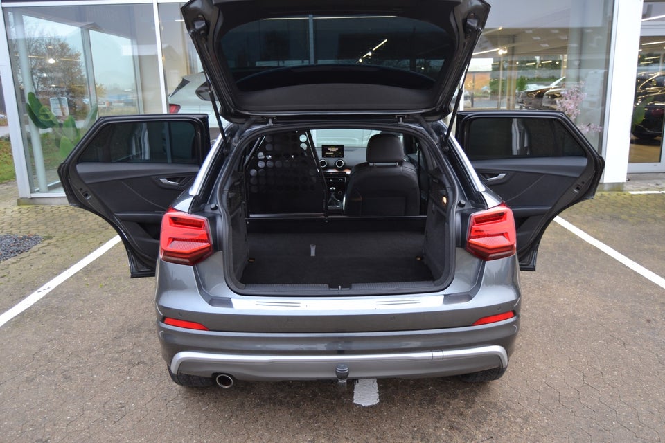 Audi Q2 1,6 TDi 116 S-line Van 5d