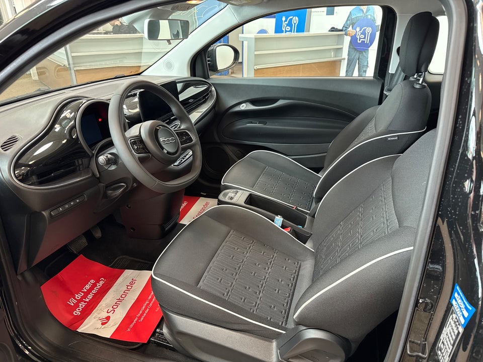 Fiat 500e 42 Icon 3d