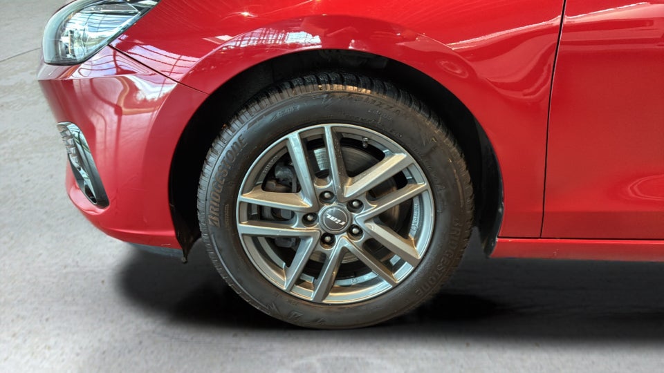 Hyundai i30 1,0 T-GDi Essential stc. DCT 5d