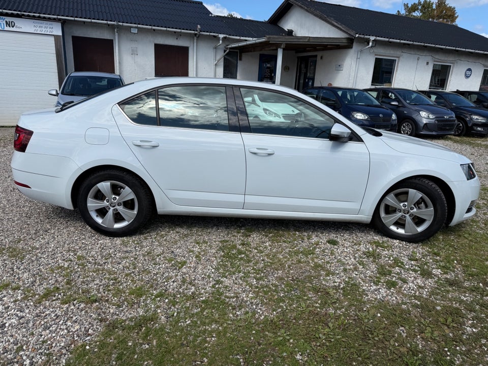Skoda Octavia 1,0 TSi 115 Ambition DSG 5d