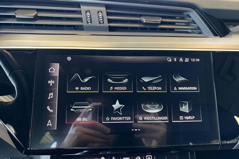 Audi e-tron 50 quattro 5d