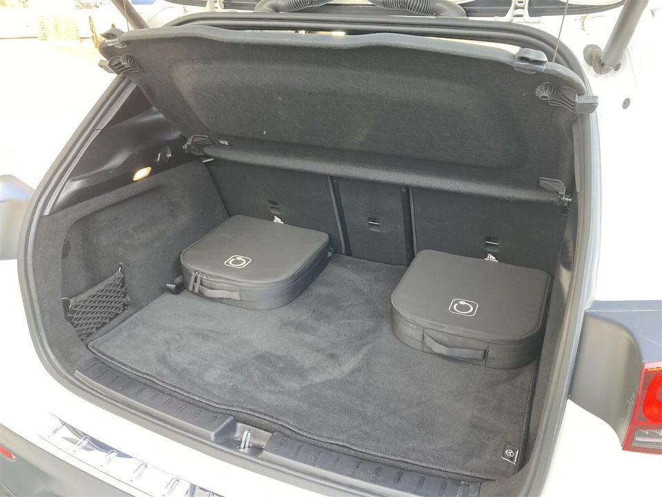 Mercedes EQA250+ Progressive 5d