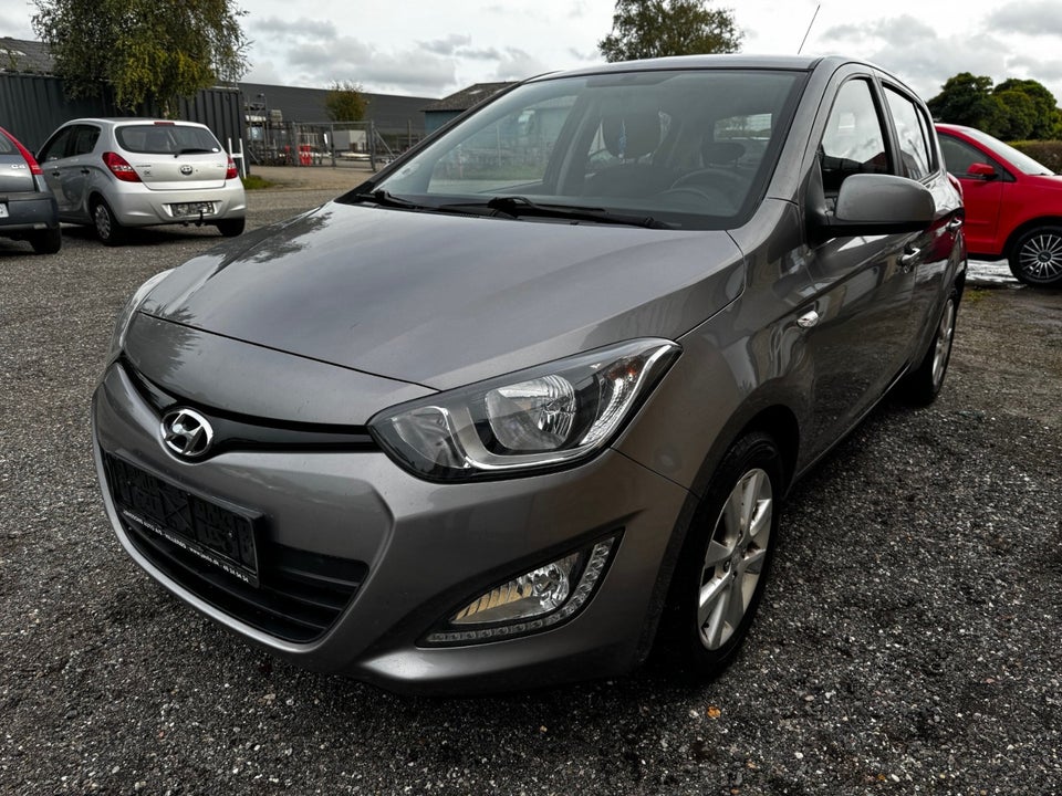 Hyundai i20 1,25 Comfort 5d