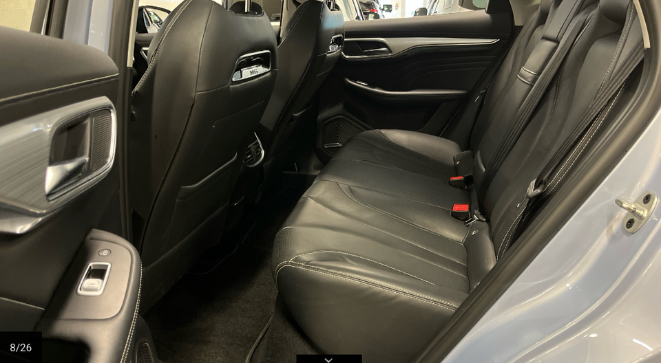 MG Marvel R Luxury 5d