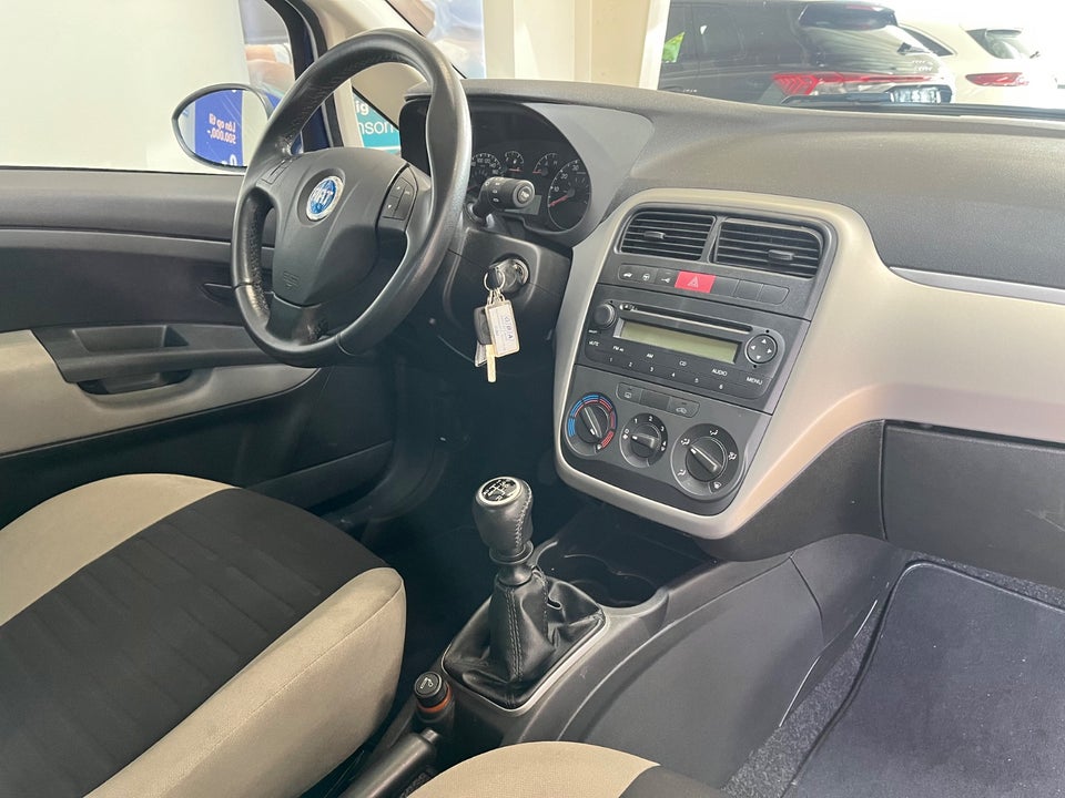 Fiat Punto 1,2 16V Dynamic 3d