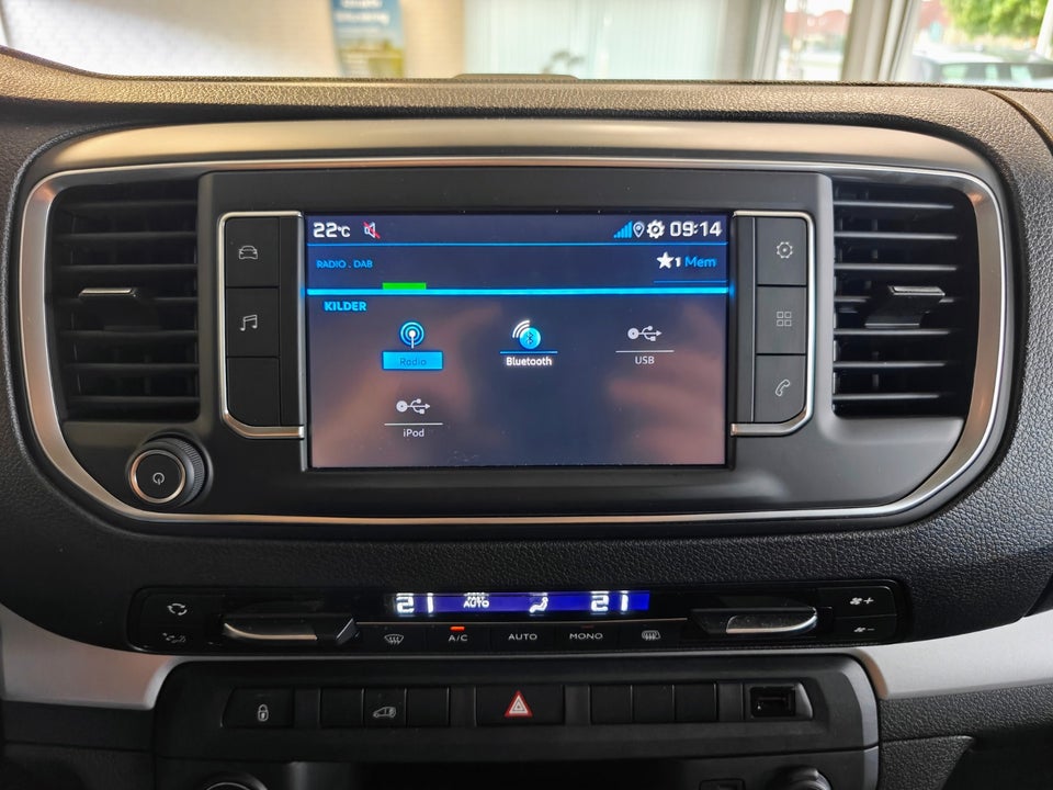 Peugeot Expert 2,0 BlueHDi 144 L3 Premium Van