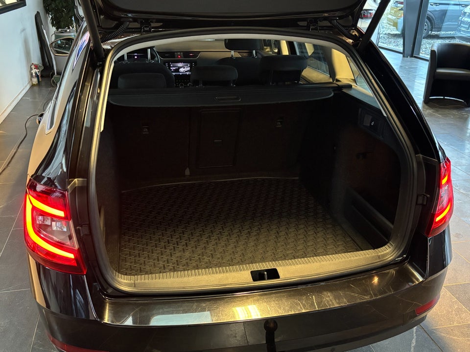 Skoda Octavia 1,5 TSi 150 Celebration Combi DSG 5d