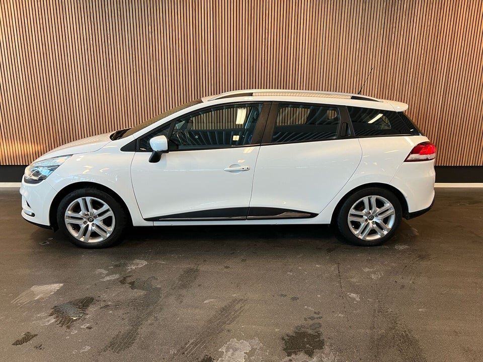 Renault Clio IV 0,9 TCe 90 Zen Sport Tourer 5d