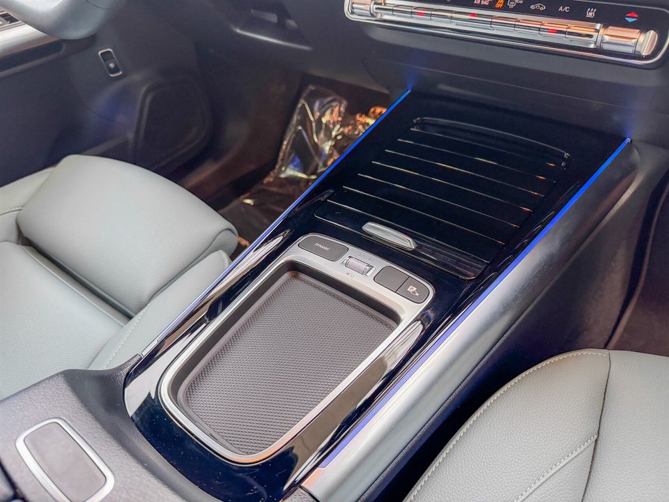 Mercedes EQA250+ AMG Line Advance Plus 5d