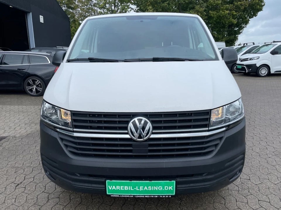 VW Transporter 2,0 TDi 110 Kassevogn lang